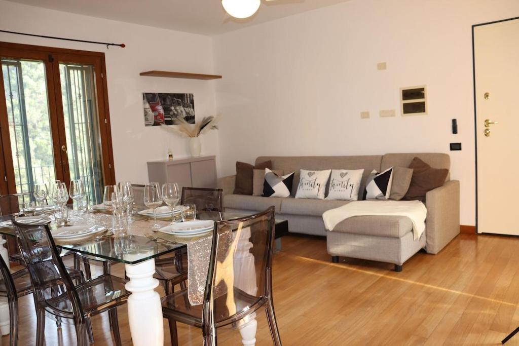 Appartement Dans Un Terrain De Golf, 5 Min De La Mer En Voiture, Parking Gratuit Cogoleto Kültér fotó